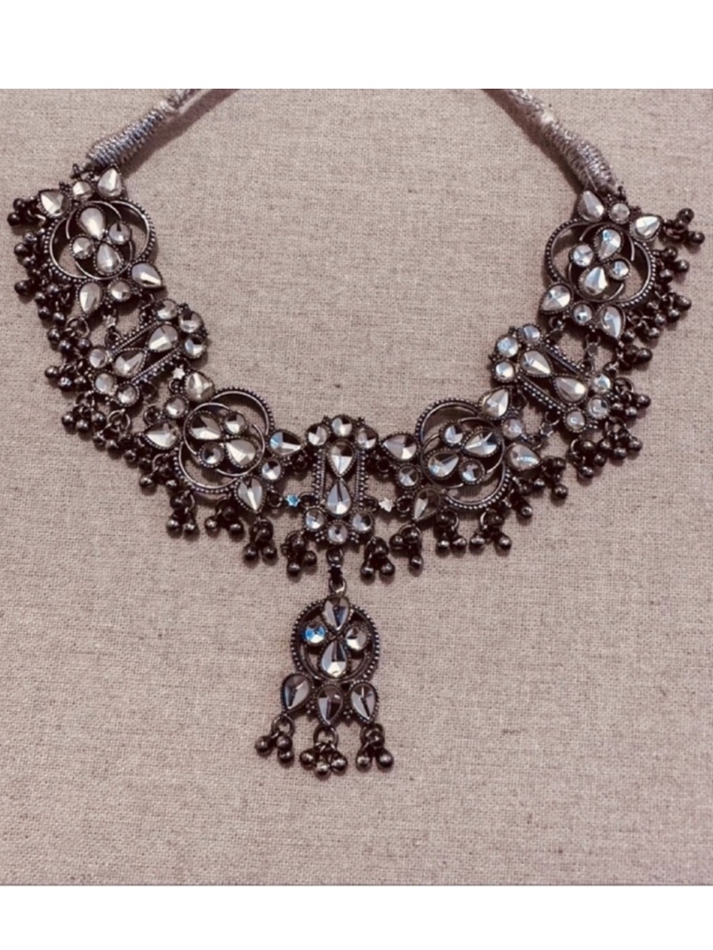 Kundan Silver Necklace - Picture 3 of 9